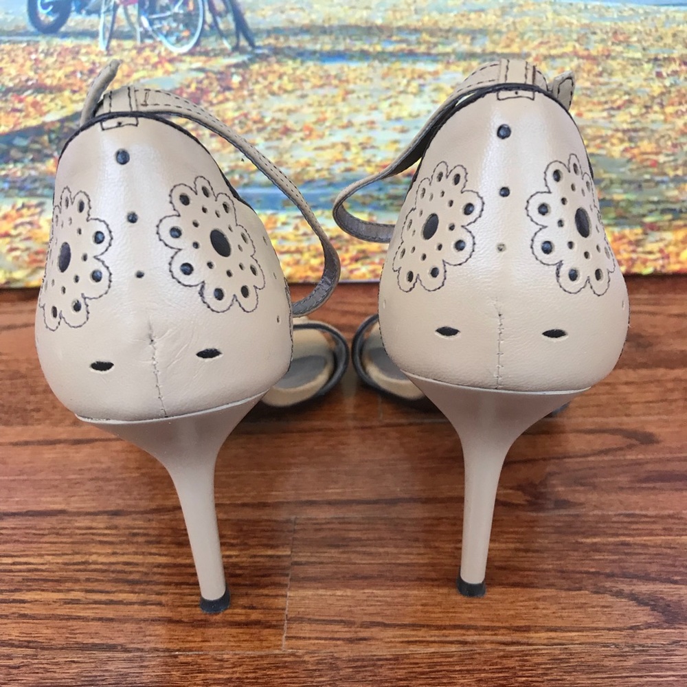 Carlos Heels - Picture 5 of 6